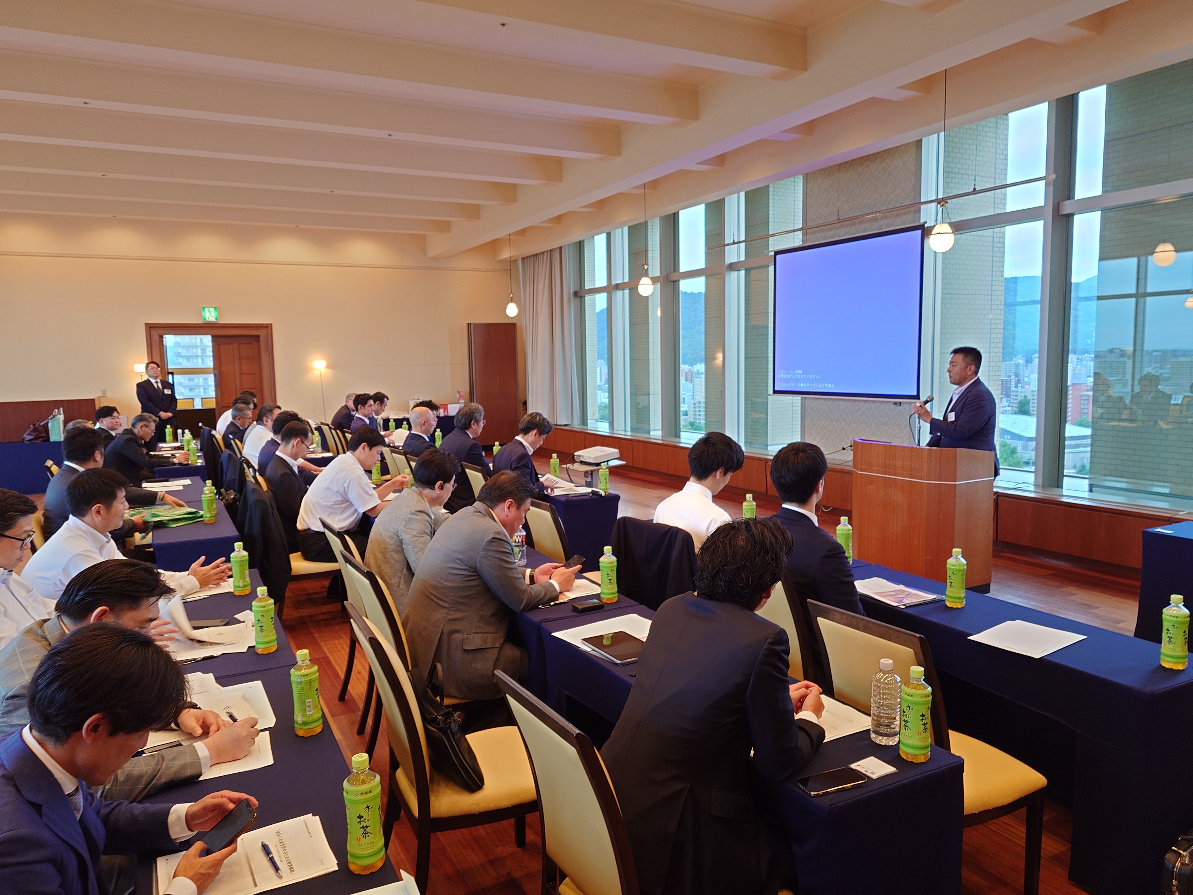 福島県青木委員長を招いての勉強会